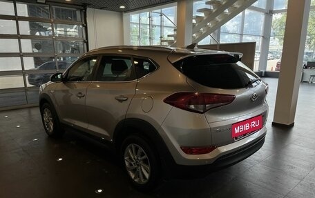 Hyundai Tucson III, 2018 год, 2 380 000 рублей, 5 фотография