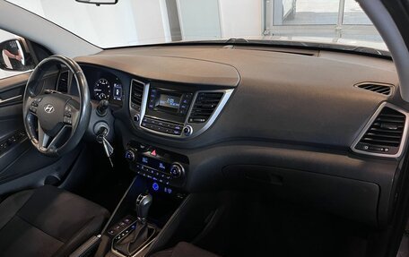 Hyundai Tucson III, 2018 год, 2 380 000 рублей, 12 фотография
