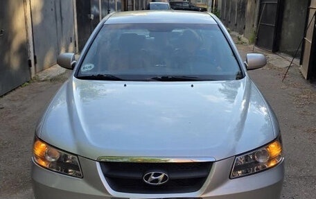 Hyundai Sonata VI, 2005 год, 650 000 рублей, 1 фотография