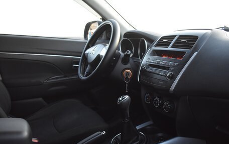 Mitsubishi ASX I рестайлинг, 2010 год, 650 000 рублей, 16 фотография