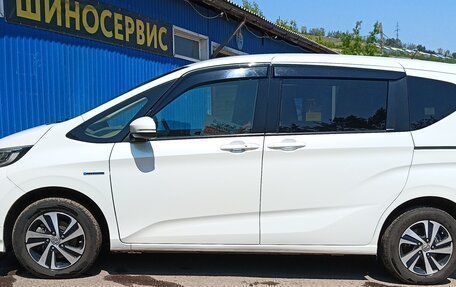 Honda Freed II, 2017 год, 1 449 000 рублей, 7 фотография