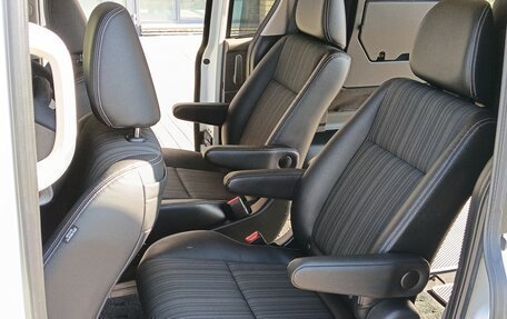 Honda Freed II, 2017 год, 1 449 000 рублей, 33 фотография