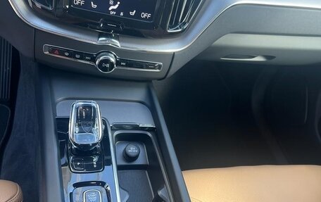 Volvo XC60 II, 2019 год, 3 800 000 рублей, 9 фотография