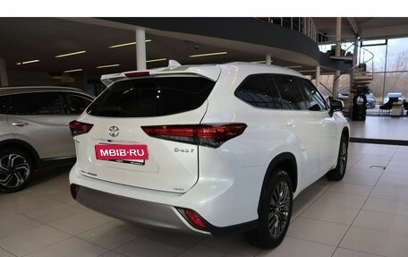 Toyota Highlander, 2026 год, 5 700 000 рублей, 6 фотография