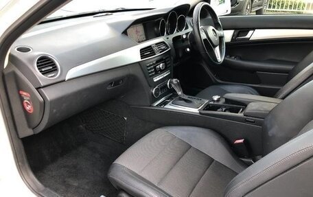 Mercedes-Benz C-Класс, 2015 год, 950 000 рублей, 6 фотография