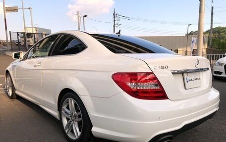 Mercedes-Benz C-Класс, 2015 год, 950 000 рублей, 4 фотография