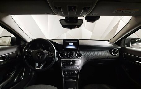 Mercedes-Benz GLA, 2019 год, 2 221 000 рублей, 12 фотография