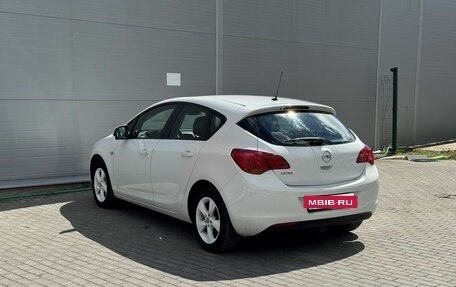 Opel Astra J, 2011 год, 595 000 рублей, 6 фотография