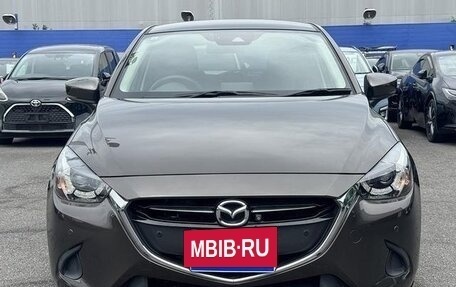 Mazda Demio IV, 2017 год, 750 000 рублей, 2 фотография