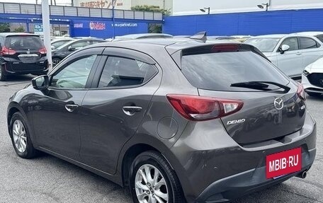 Mazda Demio IV, 2017 год, 750 000 рублей, 6 фотография
