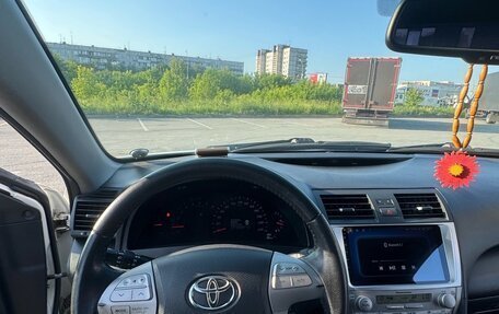 Toyota Camry, 2011 год, 1 210 000 рублей, 14 фотография