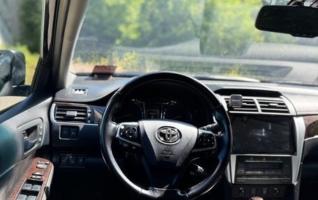 Toyota Camry, 2016 год, 2 130 000 рублей, 14 фотография