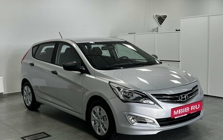 Hyundai Solaris II рестайлинг, 2014 год, 1 370 000 рублей, 2 фотография