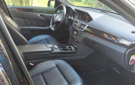 Mercedes-Benz E-Класс, 2011 год, 1 590 000 рублей, 8 фотография