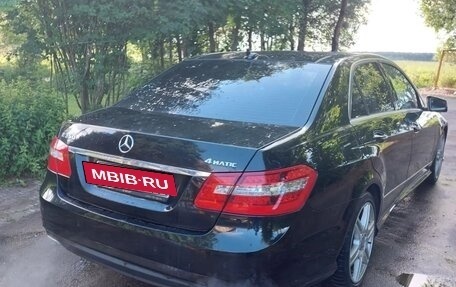 Mercedes-Benz E-Класс, 2011 год, 1 590 000 рублей, 11 фотография