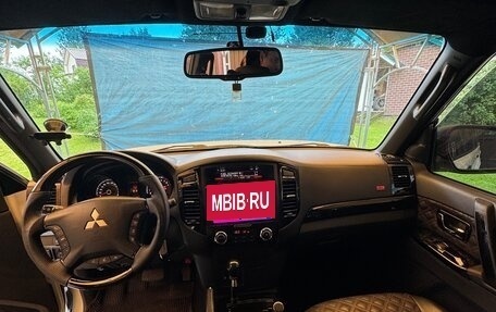 Mitsubishi Pajero IV, 2019 год, 3 650 000 рублей, 10 фотография
