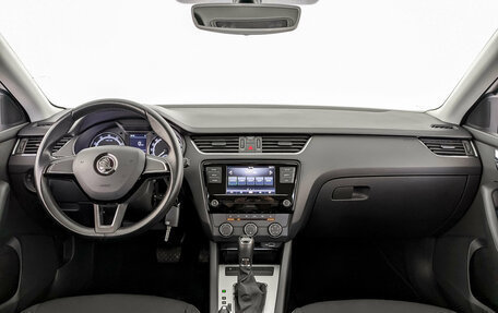 Skoda Octavia, 2020 год, 2 500 000 рублей, 14 фотография