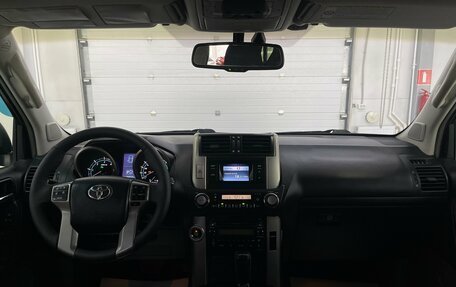 Toyota Land Cruiser Prado 150 рестайлинг 2, 2012 год, 2 449 000 рублей, 9 фотография