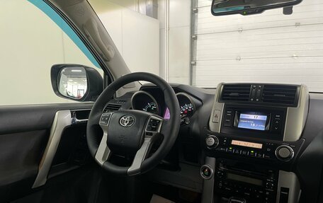 Toyota Land Cruiser Prado 150 рестайлинг 2, 2012 год, 2 449 000 рублей, 11 фотография
