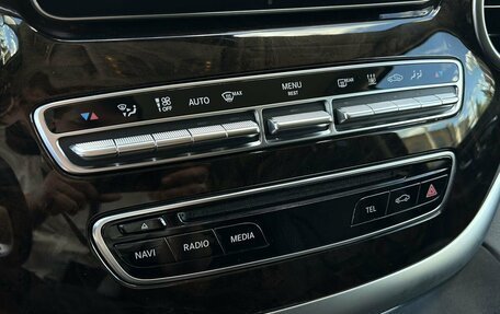 Mercedes-Benz V-Класс, 2017 год, 4 200 000 рублей, 14 фотография
