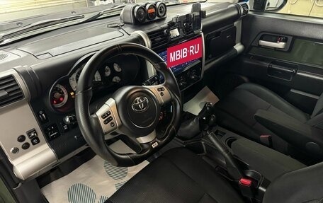 Toyota FJ Cruiser, 2011 год, 4 990 000 рублей, 9 фотография