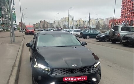 KIA K5, 2021 год, 1 650 000 рублей, 1 фотография