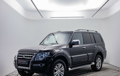 Mitsubishi Pajero IV, 2017 год, 2 880 000 рублей, 1 фотография