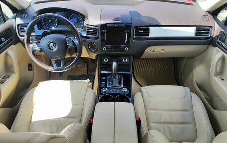 Volkswagen Touareg III, 2014 год, 2 119 000 рублей, 11 фотография