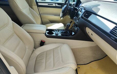 Volkswagen Touareg III, 2014 год, 2 119 000 рублей, 9 фотография