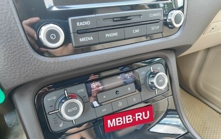 Volkswagen Touareg III, 2014 год, 2 119 000 рублей, 16 фотография