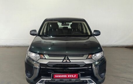 Mitsubishi Outlander III рестайлинг 3, 2019 год, 1 550 000 рублей, 2 фотография