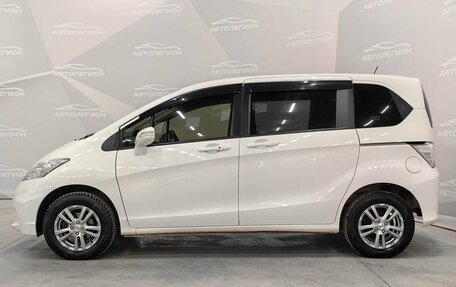 Honda Freed I, 2013 год, 1 340 000 рублей, 2 фотография
