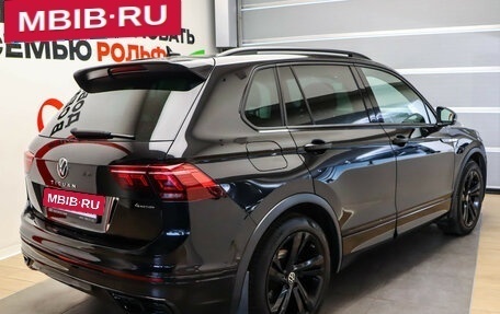 Volkswagen Tiguan II, 2021 год, 3 550 000 рублей, 5 фотография