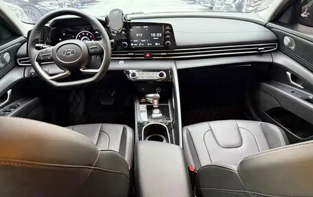Hyundai Elantra, 2023 год, 830 100 рублей, 9 фотография