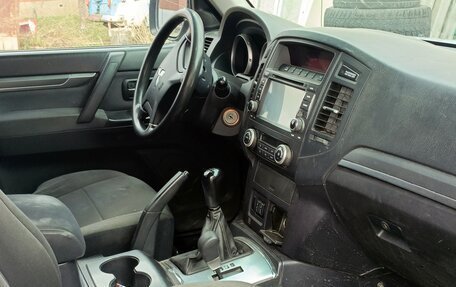 Mitsubishi Pajero IV, 2010 год, 1 250 000 рублей, 5 фотография