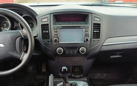 Mitsubishi Pajero IV, 2010 год, 1 250 000 рублей, 10 фотография