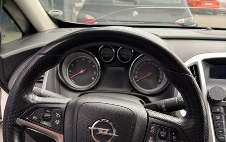 Opel Astra J, 2013 год, 800 000 рублей, 3 фотография