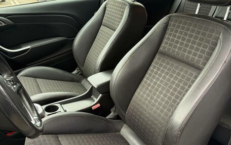 Opel Astra J, 2013 год, 800 000 рублей, 6 фотография