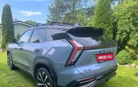 Geely Atlas, 2024 год, 2 950 000 рублей, 3 фотография