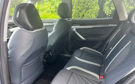 Geely Atlas, 2024 год, 2 950 000 рублей, 6 фотография