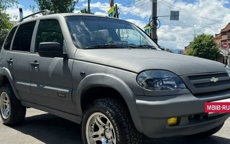 Chevrolet Niva I рестайлинг, 2005 год, 400 000 рублей, 2 фотография