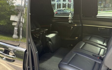 Mercedes-Benz V-Класс, 2023 год, 11 000 000 рублей, 8 фотография
