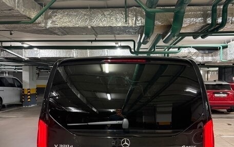 Mercedes-Benz V-Класс, 2023 год, 11 000 000 рублей, 2 фотография