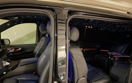 Mercedes-Benz V-Класс, 2023 год, 11 000 000 рублей, 13 фотография