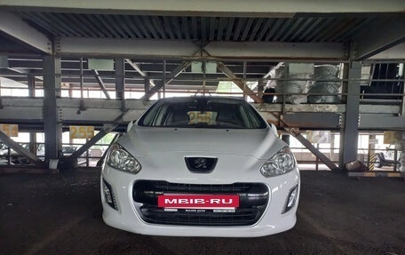 Peugeot 308 II, 2011 год, 650 000 рублей, 2 фотография
