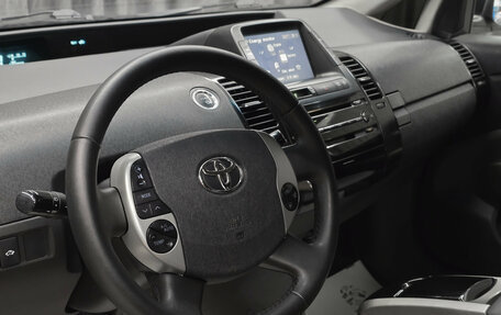 Toyota Prius, 2008 год, 699 000 рублей, 11 фотография