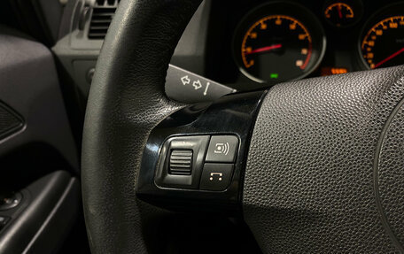 Opel Zafira B, 2011 год, 849 000 рублей, 19 фотография