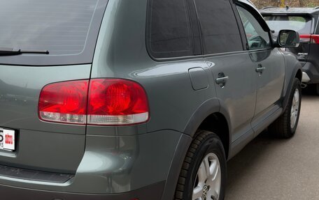 Volkswagen Touareg III, 2003 год, 800 000 рублей, 4 фотография
