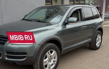 Volkswagen Touareg III, 2003 год, 800 000 рублей, 2 фотография
