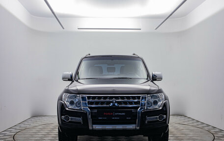 Mitsubishi Pajero IV, 2017 год, 2 880 000 рублей, 2 фотография